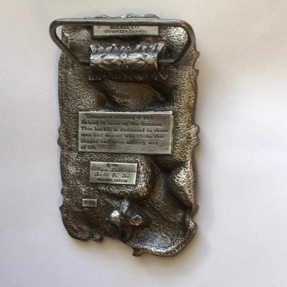 ❤️HOST PICK❤️Belt Buckle - Picture 3 of 3